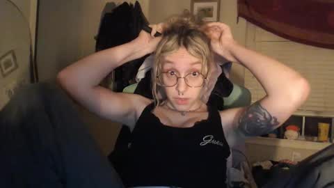 Lilytea online show from March 2026 01:45:01 AM