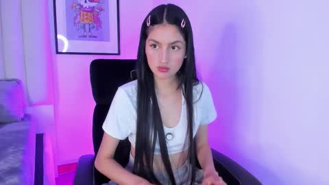 Snapshot of soffy_hilltom chatting on February 2026 11:51:01 AM Soffy online show from February 2026 11:51:01 AM