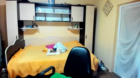 Snapshot of soffy_skye chatting on June 2026 06:52:02 AM Soffy online show from June 2026 06:52:02 AM