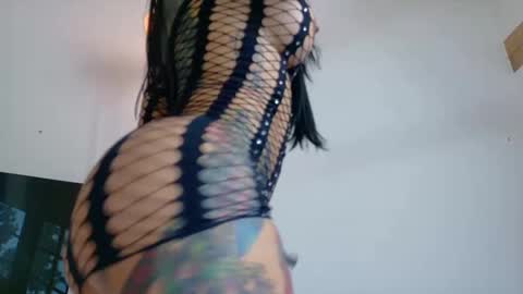 sofhia cruz online show from March 2025 12:33:02 AM