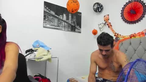 SOFI AND SANTY online show from November 2025 11:48:01 PM