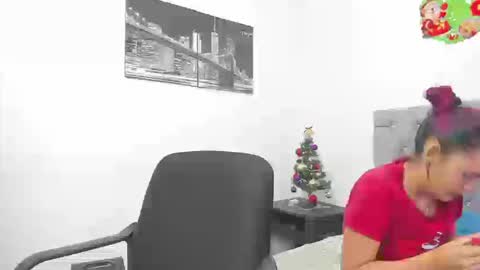 SOFI AND SANTY online show from January 2026 12:58:01 AM