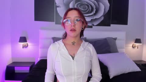 Sofia online show from December 2024 11:41:01 AM
