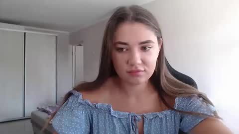 Snapshot of sofi_delightful chatting on September 2025 08:14:02 AM Sofi online show from September 2025 08:14:02 AM