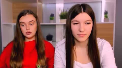 Snapshot of sofi_lonely chatting on February 2026 09:09:02 AM sofi_lonely online show from February 2026 09:09:02 AM