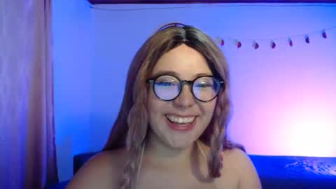 Snapshot of sofi_lynch chatting on November 2025 05:18:02 AM Sofi Lynch online show from November 2025 05:18:02 AM