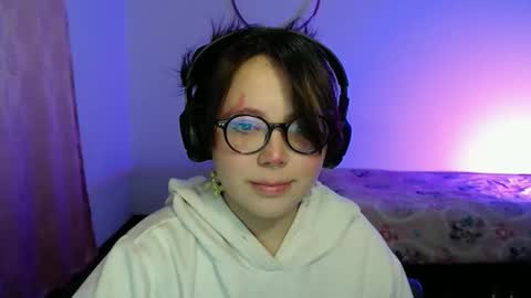 Sofi Lynch online show from January 2026 05:02:02 AM