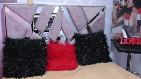 Sofi Noa online show from February 2025 02:27:01 PM