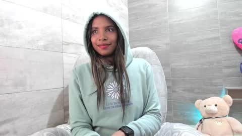 Snapshot of sofia86379 chatting on February 2025 01:46:02 AM sofia86379 online show from February 2025 01:46:02 AM