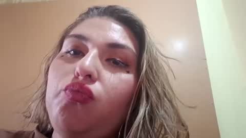 Sofia  bella online show from June 2026 06:50:01 PM