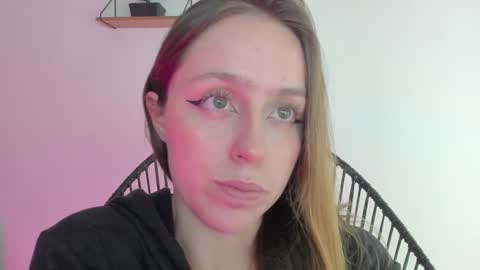     online show from December 2024 06:19:02 AM