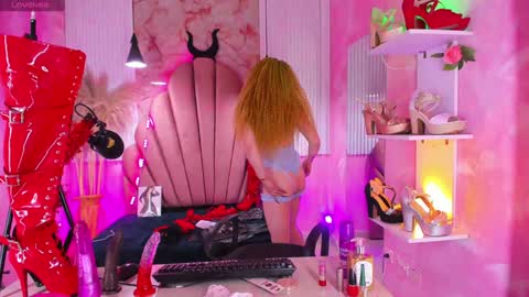 Snapshot of sofia_rosii chatting on December 2024 03:21:01 PM Sofia online show from December 2024 03:21:01 PM