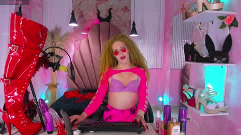 Snapshot of sofia_rosii chatting on December 2024 02:16:02 PM Sofia online show from December 2024 02:16:02 PM