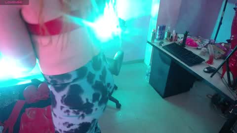 Snapshot of sofia_rosii chatting on December 2024 03:34:01 AM Sofia online show from December 2024 03:34:01 AM