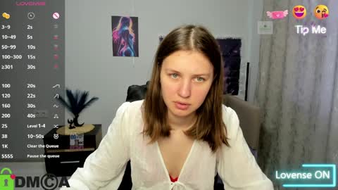 Sofia online show from April 2026 12:24:01 PM