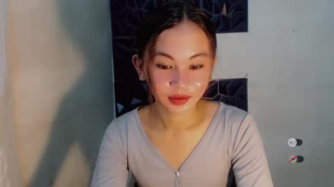 sofia_sweetheart18 online show from November 2025 06:58:01 AM