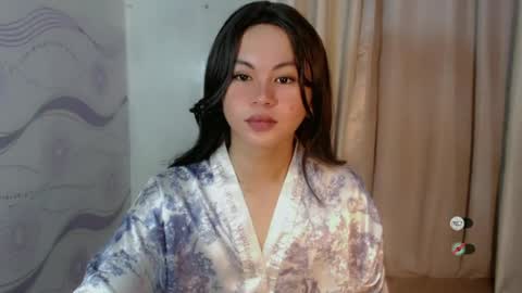 sofia_sweetheart18 online show from July 2026 04:09:01 PM