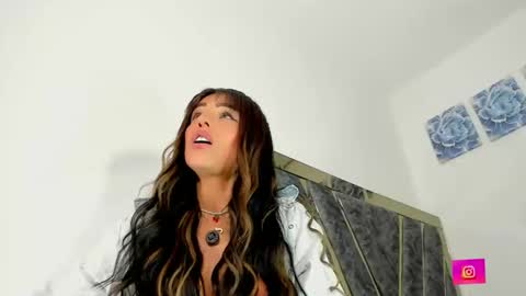 laura online show from February 2026 03:39:01 AM