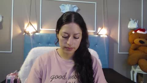 Sofa online show from November 2025 11:13:01 AM