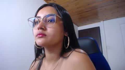 Sofia online show from October 2025 09:51:01 AM