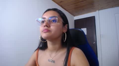 Sofia online show from October 2025 12:47:01 PM