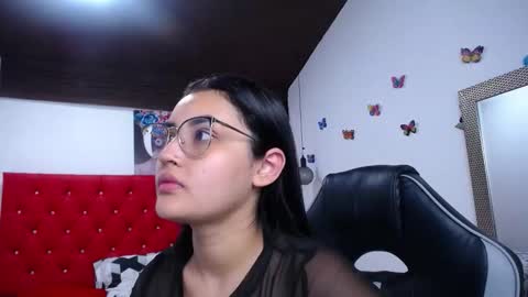 Sofia online show from January 2026 11:25:01 AM