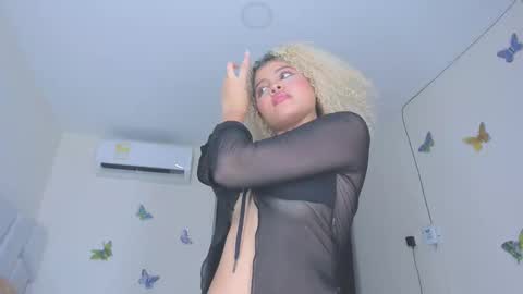 sofiacastillo01 online show from March 2026 02:26:01 AM