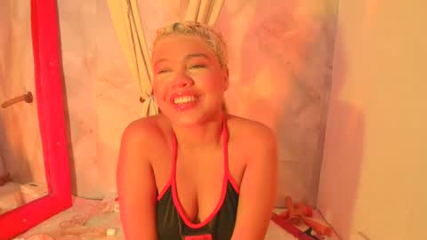 Snapshot of sofiacastillo01 chatting on June 2026 01:28:02 PM sofiacastillo01 online show from June 2026 01:28:02 PM