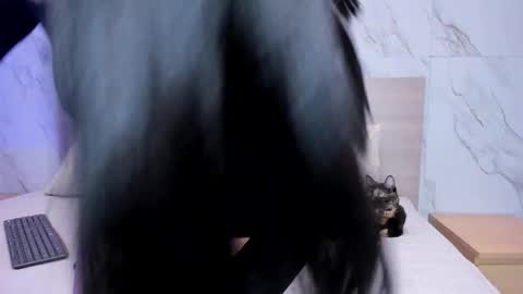 SOFI  online show from November 2025 07:29:01 PM