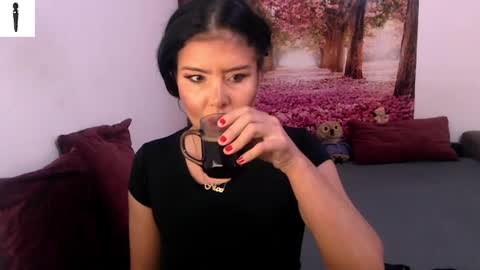 sofialiub online show from December 2024 10:28:02 AM