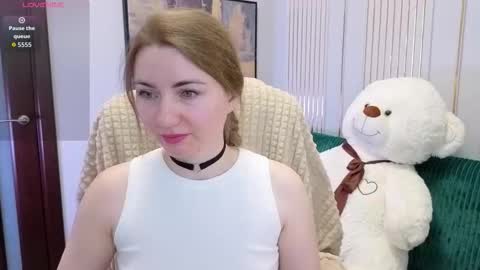 Sofia online show from March 2026 01:13:01 AM