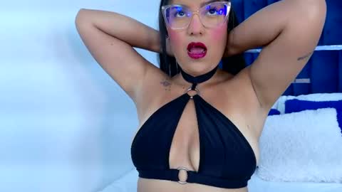 Snapshot of soficabrera chatting on June 2026 10:12:01 PM Sofia Cabrera online show from June 2026 10:12:01 PM