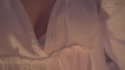 Sofi  online show from December 2024 09:20:02 PM