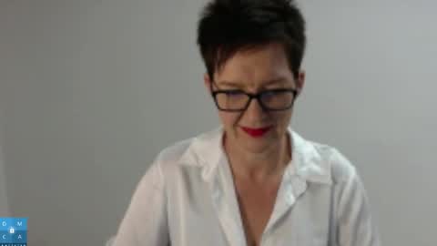 Sofie Velvet online show from November 2025 09:17:02 AM