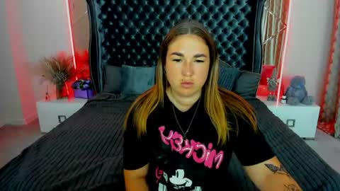 Snapshot of sofii_darling chatting on July 2026 05:06:02 PM sofii_darling online show from July 2026 05:06:02 PM