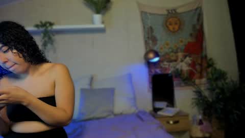 sofii_wild online show from July 2026 01:24:02 PM