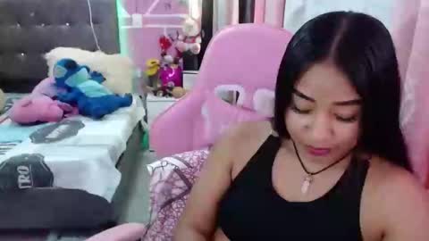 Snapshot of sofiiadreams chatting on January 2025 10:46:02 PM sofia Dreams online show from January 2025 10:46:02 PM