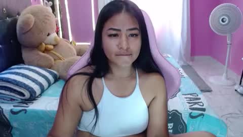 Snapshot of sofiiadreams chatting on December 2025 06:37:02 PM sofia Dreams online show from December 2025 06:37:02 PM