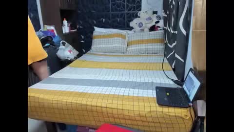 Snapshot of soft_angel8 chatting on November 2025 04:25:01 AM Angel online show from November 2025 04:25:01 AM