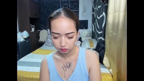 Snapshot of soft_angel8 chatting on November 2025 03:37:02 PM Angel online show from November 2025 03:37:02 PM