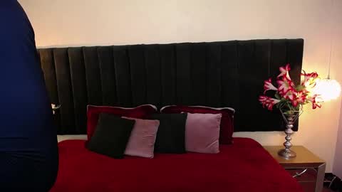 Cam and Amy online show from November 2025 07:43:01 PM