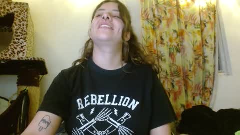 Sofia online show from November 2025 12:43:01 AM