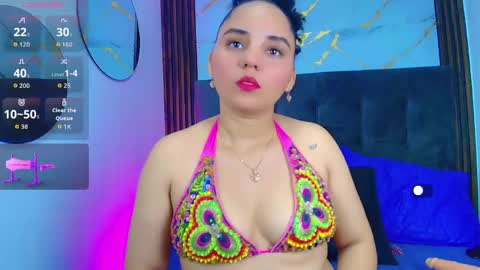 Sol Latiana online show from May 2026 12:11:02 PM