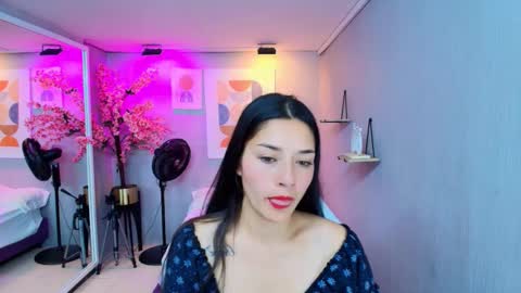 Snapshot of sol_rousse chatting on January 2026 11:35:01 AM Sol. online show from January 2026 11:35:01 AM