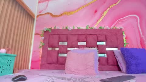 Sol online show from April 2026 06:48:02 PM