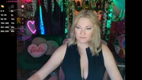 solesticia online show from June 2026 06:03:01 AM