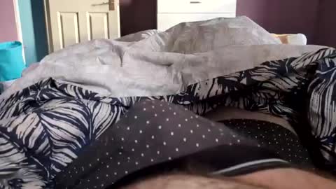 solidchris21 online show from March 2026 07:59:01 AM