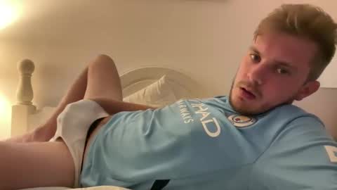 solobrit online show from January 2026 12:04:01 AM