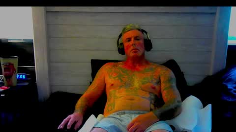 Snapshot of solodolo2020 chatting on April 2026 07:00:02 PM I love watching beautiful women play with themselves online show from April 2026 07:00:02 PM