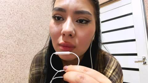 Snapshot of sondigiovanni chatting on April 2026 09:04:02 PM Sabrina 3 online show from April 2026 09:04:02 PM